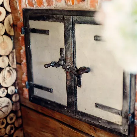 Kmecka Hisa Bahor Holiday home Crnomelj