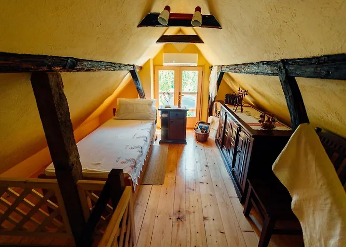 Kmecka Hisa Bahor Crnomelj