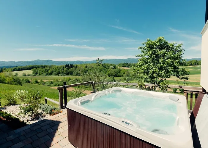 Kmecka Hisa Bahor Črnomelj